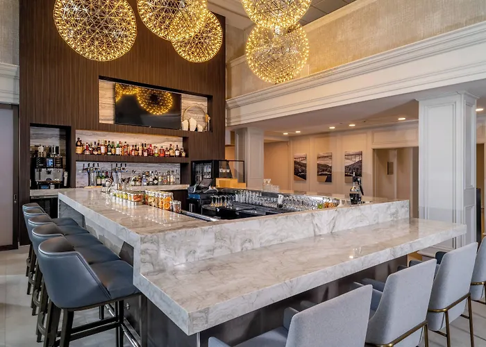 Delta Hotels By Marriott Huntington Downtown